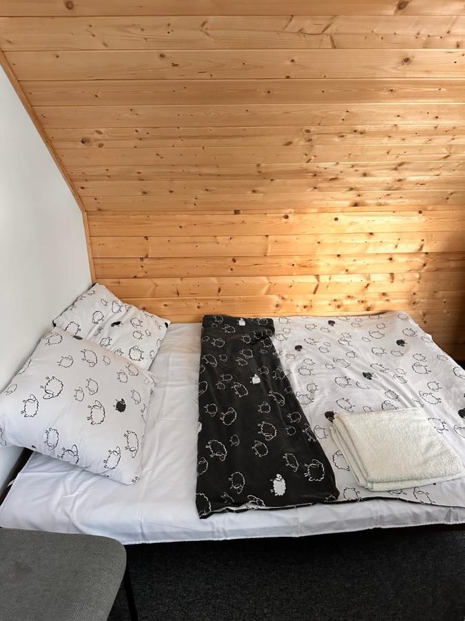 Kamienny Dworek Buitenkant foto